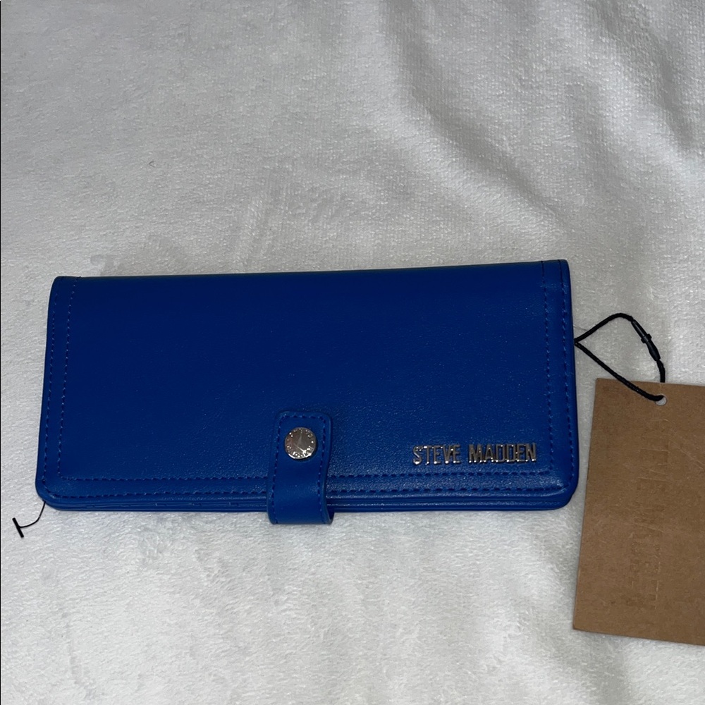 Steve Madden Vibrant Blue Wallet